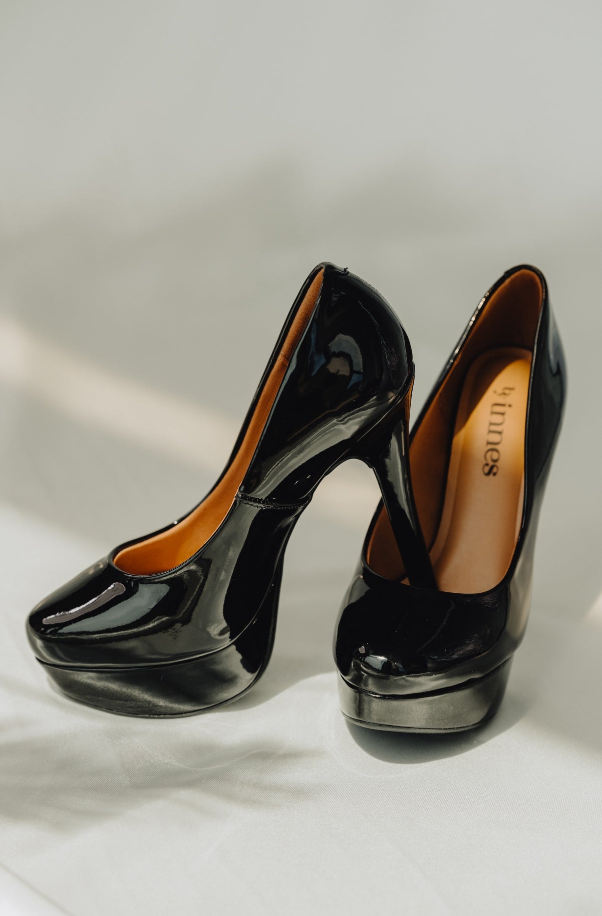 Sienna Closed Toe Heels - Patent Black